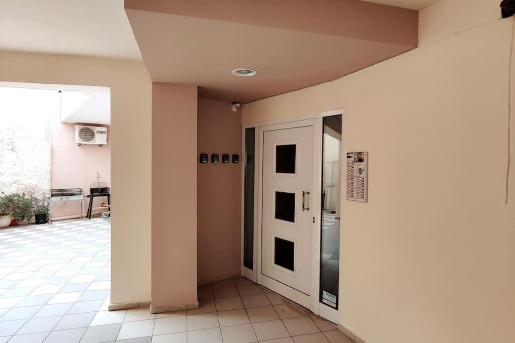 City Center Oasis In Light Green Heraklion Exterior foto